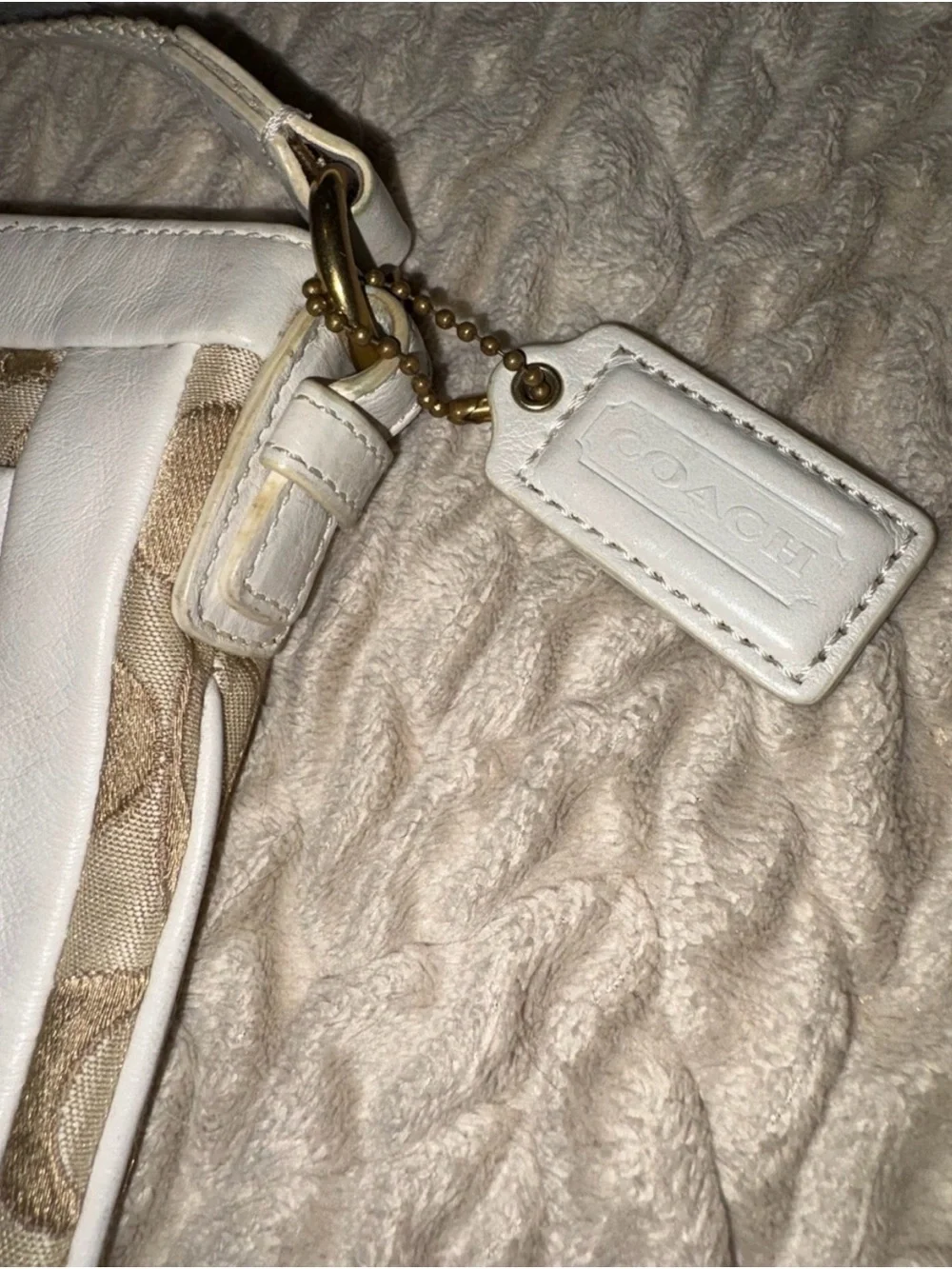 ✨ VINTAGE Coach Cricket Signature Crossbody Bag Gold Khaki Turnlock